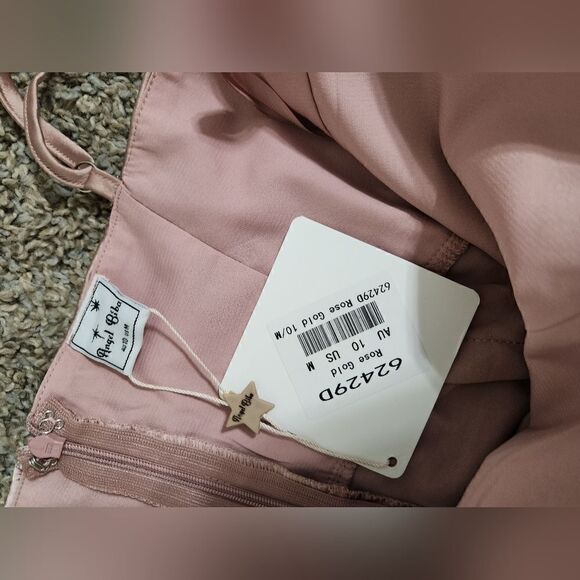 NWT LESLIEARETHA WRAP FRONT SKORT ROMPER ROSE GOLD - Picture 7 of 7